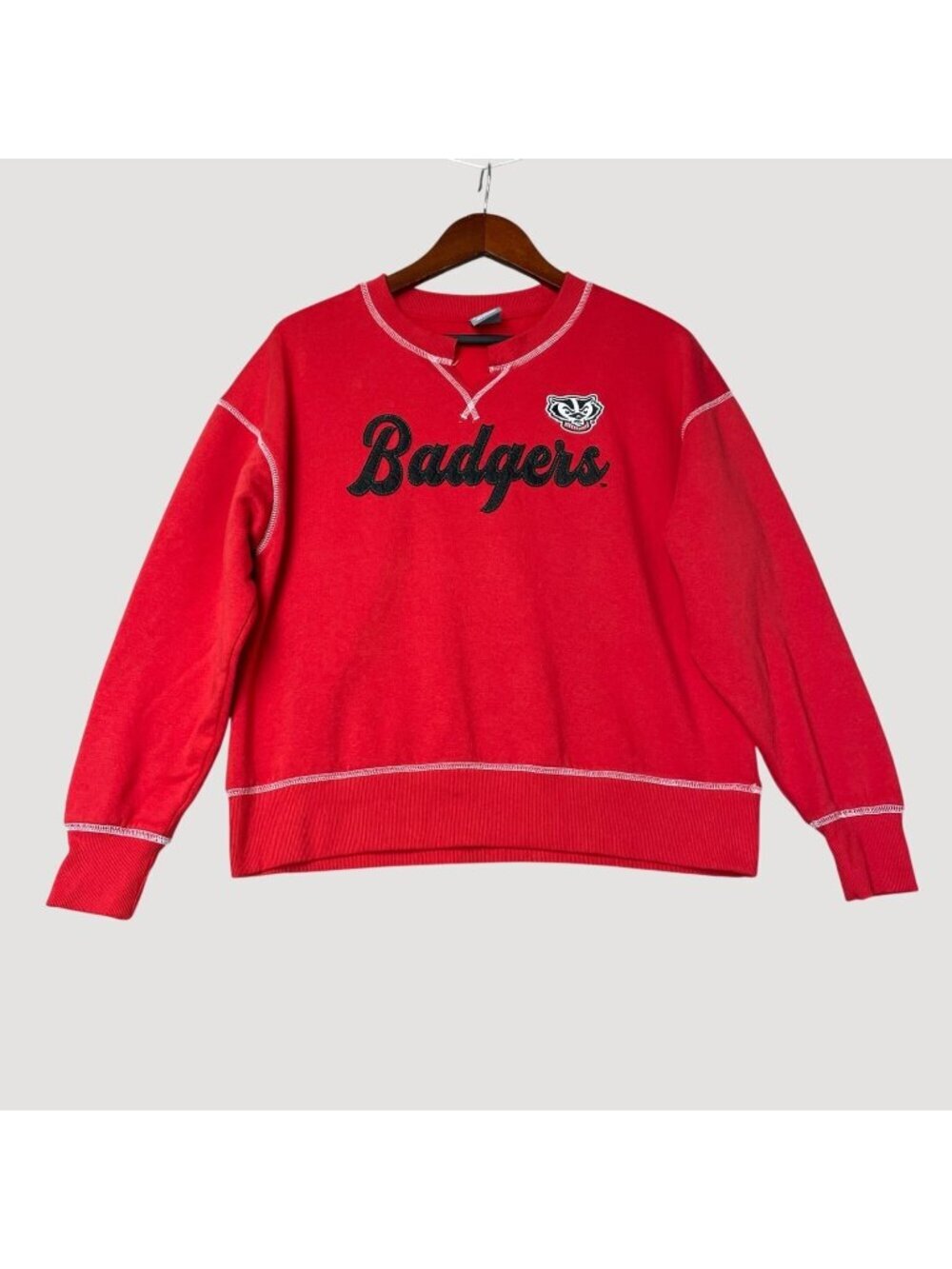 CSA Badgers Women's Medium Red Sweatshirt Cotton Blend e1753
